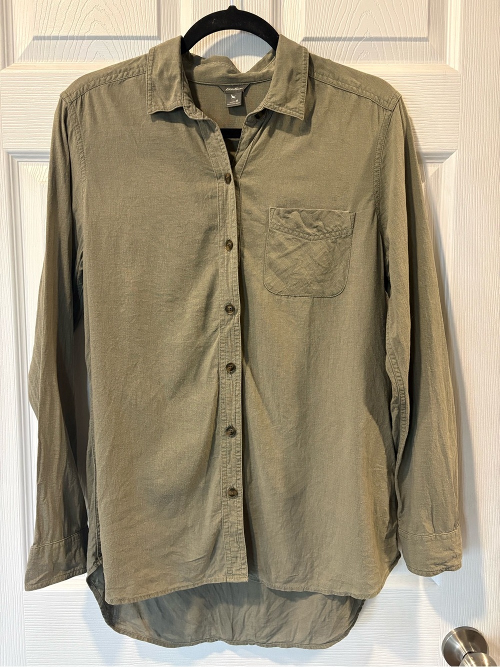 Women's Eddie Bauer Linen Blend Olive Green Button-Up Shirt Size Medium Pockets